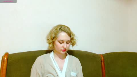 Snapshot of sweet__daddy8 chatting on February 2, 2025, 9:13 pm BredEmiliya online show from February 2, 2025, 9:13 pm