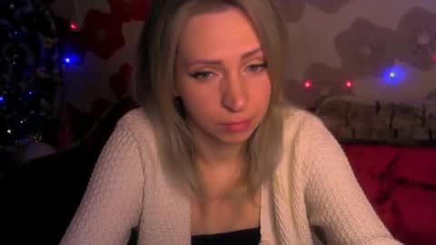 Snapshot of sweet__dany chatting on January 14, 2026, 12:05 am Sweet Dany online show from January 14, 2026, 12:05 am