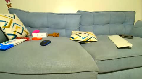 pixiee online show from February 16, 2026, 1:51 pm