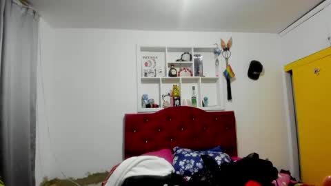sweet__suck69bitch online show from April 24, 2026, 6:49 am