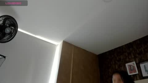 Snapshot of sweet__vanessa1 chatting on July 16, 2026, 7:42 pm Vanessa online show from July 16, 2026, 7:42 pm