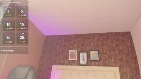 Snapshot of sweet__vanessa1 chatting on August 3, 2026, 10:13 pm Vanessa online show from August 3, 2026, 10:13 pm