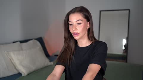 Snapshot of sweet_and_honest chatting on February 7, 2025, 10:09 pm Dorothea online show from February 7, 2025, 10:09 pm