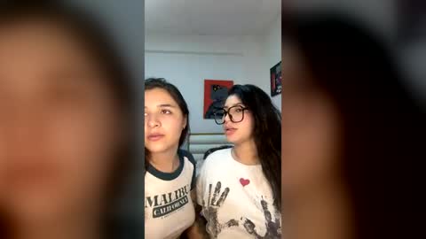 Snapshot of sweet_and_rous chatting on July 6, 2026, 4:09 am sweet_and_rous online show from July 6, 2026, 4:09 am