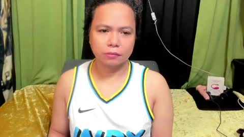 izza  izzasweet online show from May 19, 2026, 1:00 am