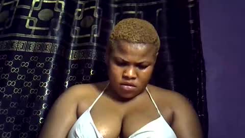 Snapshot of sweet_baby27 chatting on March 4, 2026, 3:01 am sweet baby online show from March 4, 2026, 3:01 am