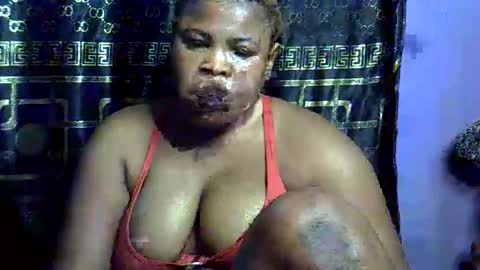 Snapshot of sweet_baby27 chatting on March 15, 2026, 12:44 pm sweet baby online show from March 15, 2026, 12:44 pm