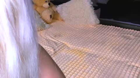 Snapshot of sweet_barbe chatting on September 28, 2025, 3:39 pm Alice online show from September 28, 2025, 3:39 pm