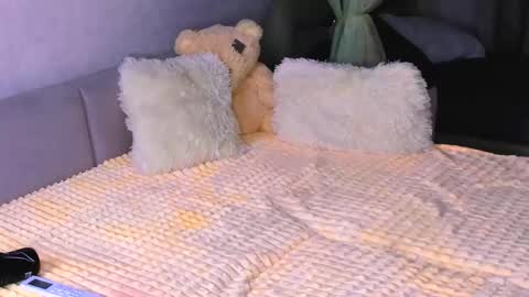 Snapshot of sweet_barbe chatting on October 27, 2025, 3:38 pm Alice online show from October 27, 2025, 3:38 pm