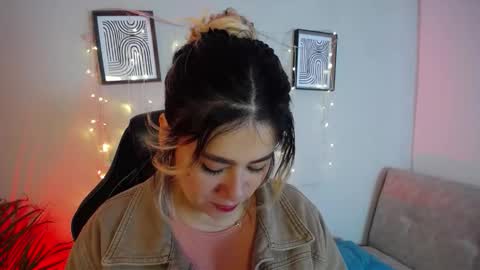 Bella Valery online show from March 20, 2026, 1:16 pm