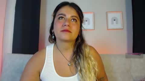 Bella Valery online show from March 29, 2026, 10:21 pm