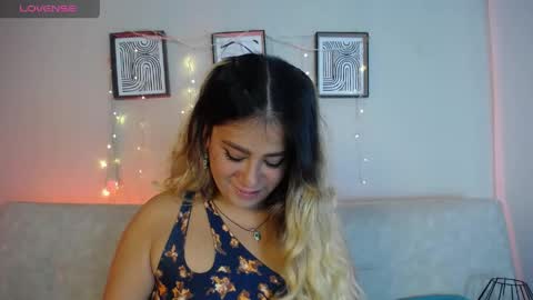 Bella Valery online show from April 28, 2026, 8:47 pm