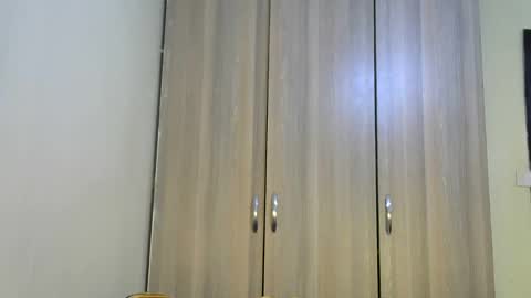 Snapshot of sweet_bobo chatting on October 21, 2025, 3:57 pm Ocean online show from October 21, 2025, 3:57 pm