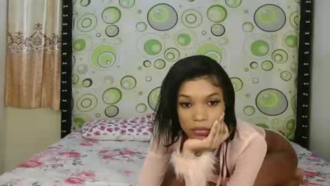 Snapshot of sweet_bobo chatting on December 16, 2025, 7:19 pm Ocean online show from December 16, 2025, 7:19 pm