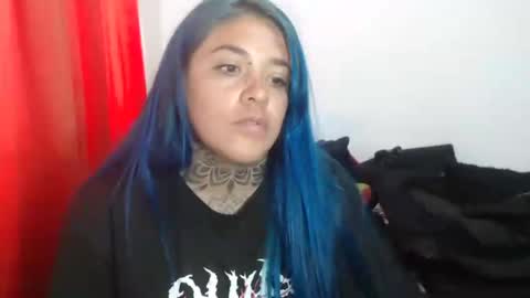 Snapshot of sweet_bubblee chatting on February 19, 2025, 8:10 pm Bubbles online show from February 19, 2025, 8:10 pm