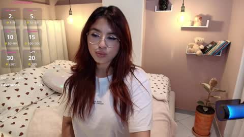 Snapshot of sweet_cami1 chatting on December 20, 2024, 4:09 am Camila online show from December 20, 2024, 4:09 am