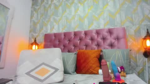 Snapshot of sweet_candy_sex1 chatting on June 25, 2026, 5:12 am sweet_candy_sex1 online show from June 25, 2026, 5:12 am