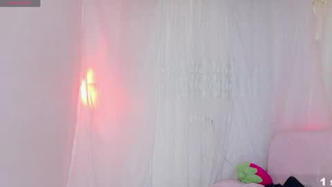 Snapshot of sweet_carine chatting on May 12, 2026, 10:56 am camil online show from May 12, 2026, 10:56 am
