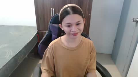 Snapshot of sweet_cassyxx chatting on May 17, 2026, 10:11 am sweet_cassyxx online show from May 17, 2026, 10:11 am