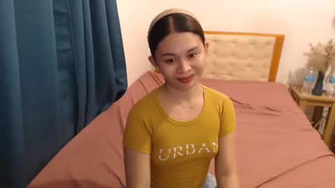 Snapshot of sweet_cassyxx chatting on May 25, 2026, 11:05 am sweet_cassyxx online show from May 25, 2026, 11:05 am