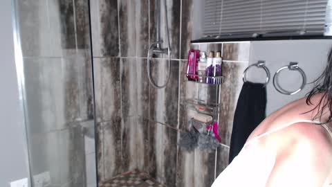 Chantelle online show from January 17, 2025, 3:12 am