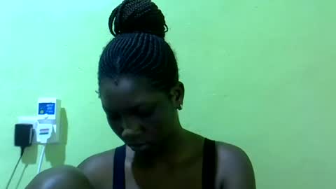 sweet_cherie1 online show from June 25, 2026, 7:02 am