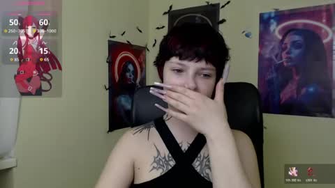 Snapshot of sweet_cherryg chatting on June 10, 2026, 6:34 am Ivy online show from June 10, 2026, 6:34 am