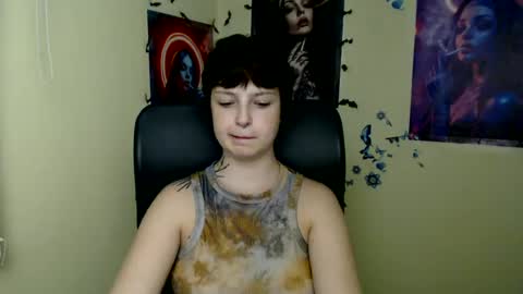 Snapshot of sweet_cherryg chatting on July 3, 2026, 6:14 pm Ivy online show from July 3, 2026, 6:14 pm