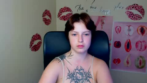 Snapshot of sweet_cherryg chatting on July 30, 2026, 6:34 am Ivy online show from July 30, 2026, 6:34 am