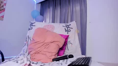 Canela online show from July 31, 2026, 3:33 pm