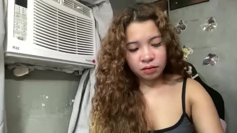 Snapshot of sweet_daisy04 chatting on June 7, 2026, 10:24 pm Daisy online show from June 7, 2026, 10:24 pm