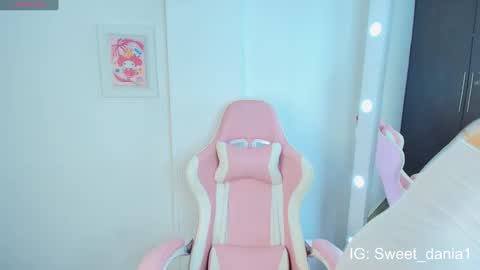 Snapshot of sweet_dania_ chatting on March 12, 2025, 3:13 am sweet_dania_ online show from March 12, 2025, 3:13 am