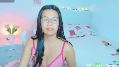 Snapshot of sweet_dania_ chatting on September 14, 2025, 7:29 am sweet_dania_ online show from September 14, 2025, 7:29 am