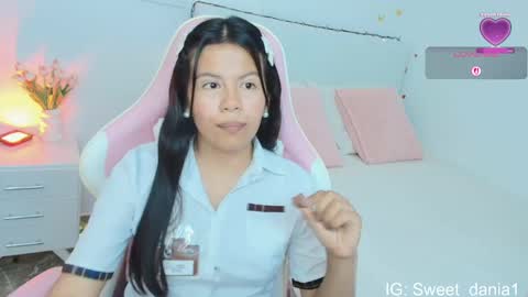 Snapshot of sweet_dania_ chatting on September 25, 2025, 5:44 am sweet_dania_ online show from September 25, 2025, 5:44 am