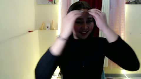 Snapshot of sweet_danicaa chatting on July 3, 2026, 12:28 am danice online show from July 3, 2026, 12:28 am