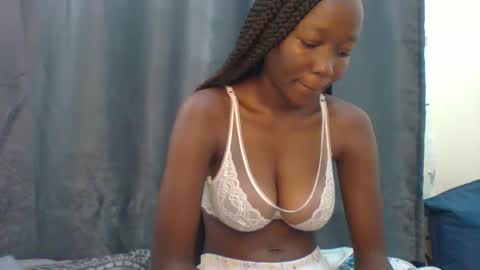 sweet_denzel online show from April 20, 2026, 11:02 am