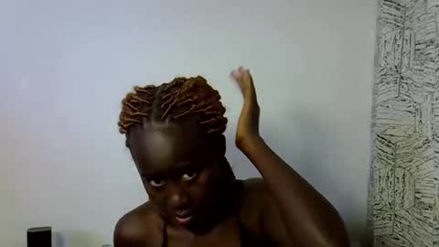 Snapshot of sweet_diva19 chatting on June 2, 2026, 10:45 pm sweet_diva19 online show from June 2, 2026, 10:45 pm