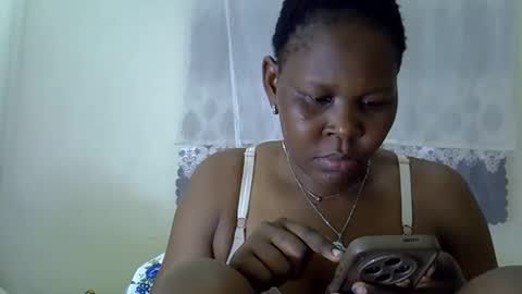 sweet_dori33 online show from April 27, 2026, 12:08 am