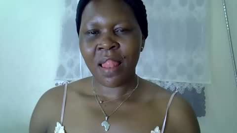Snapshot of sweet_dori33 chatting on May 4, 2026, 11:23 pm sweet_dori33 online show from May 4, 2026, 11:23 pm
