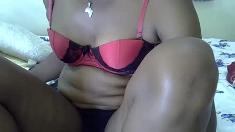 Snapshot of sweet_dori33 chatting on May 10, 2026, 7:19 pm sweet_dori33 online show from May 10, 2026, 7:19 pm