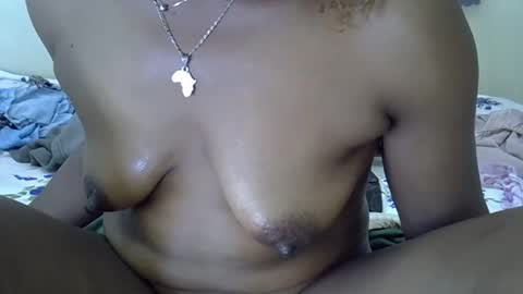 Snapshot of sweet_dori33 chatting on June 5, 2026, 11:21 pm sweet_dori33 online show from June 5, 2026, 11:21 pm