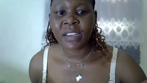 Snapshot of sweet_dori33 chatting on June 15, 2026, 8:16 am sweet_dori33 online show from June 15, 2026, 8:16 am