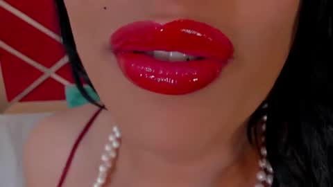 Snapshot of sweet_eliizabeth chatting on June 24, 2026, 1:10 pm sweet_eliizabeth online show from June 24, 2026, 1:10 pm