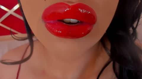 Snapshot of sweet_eliizabeth chatting on July 13, 2026, 1:03 pm sweet_eliizabeth online show from July 13, 2026, 1:03 pm