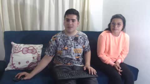 Snapshot of sweet_fantasy_couple chatting on December 9, 2024, 12:23 am sweet_fantasy_couple online show from December 9, 2024, 12:23 am