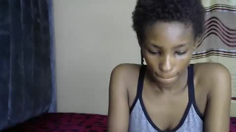 sweet_freaky online show from May 1, 2026, 1:26 pm