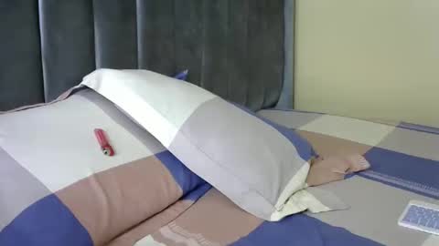 Snapshot of sweet_freaky chatting on May 2, 2026, 1:38 pm sweet_freaky online show from May 2, 2026, 1:38 pm