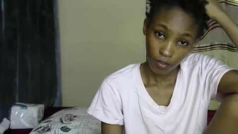 Snapshot of sweet_freaky chatting on June 3, 2026, 7:44 am sweet_freaky online show from June 3, 2026, 7:44 am