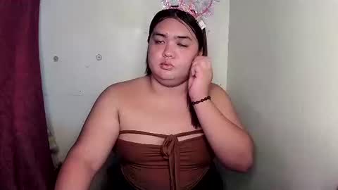 sweet_frex123 online show from December 17, 2025, 7:47 am