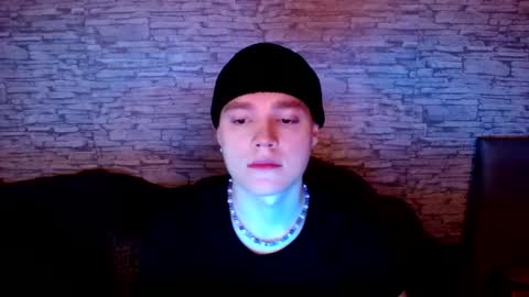 Snapshot of sweet_guys_ chatting on November 21, 2025, 1:54 pm Jack online show from November 21, 2025, 1:54 pm